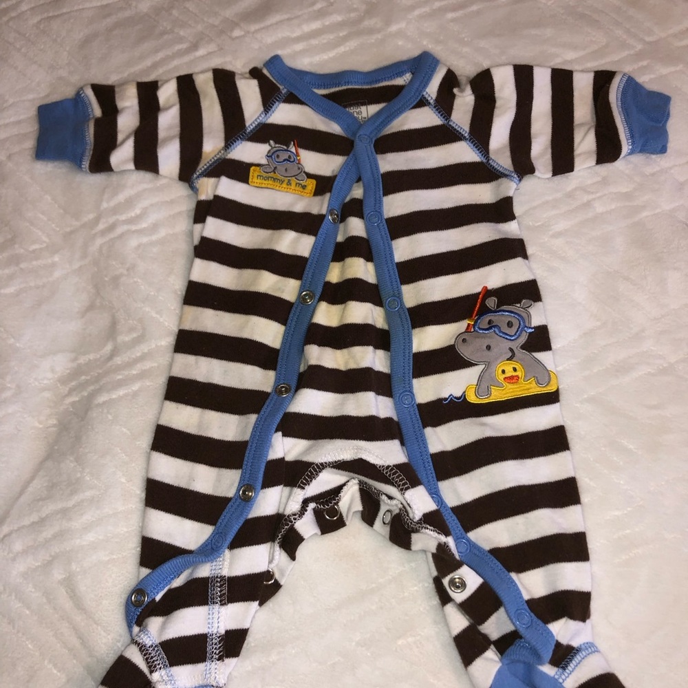 Baby Clothes - Picture 16 of 16